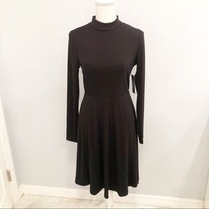 NWT Lulu’s black long sleeve dress